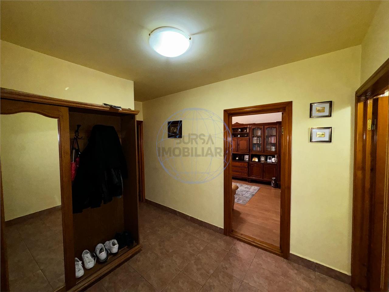 APARTAMNET 3 CAMERE, ETAJ 1