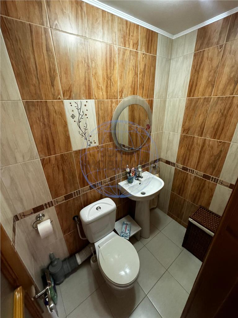 Apartament 2 camere, Piata  Moldovei