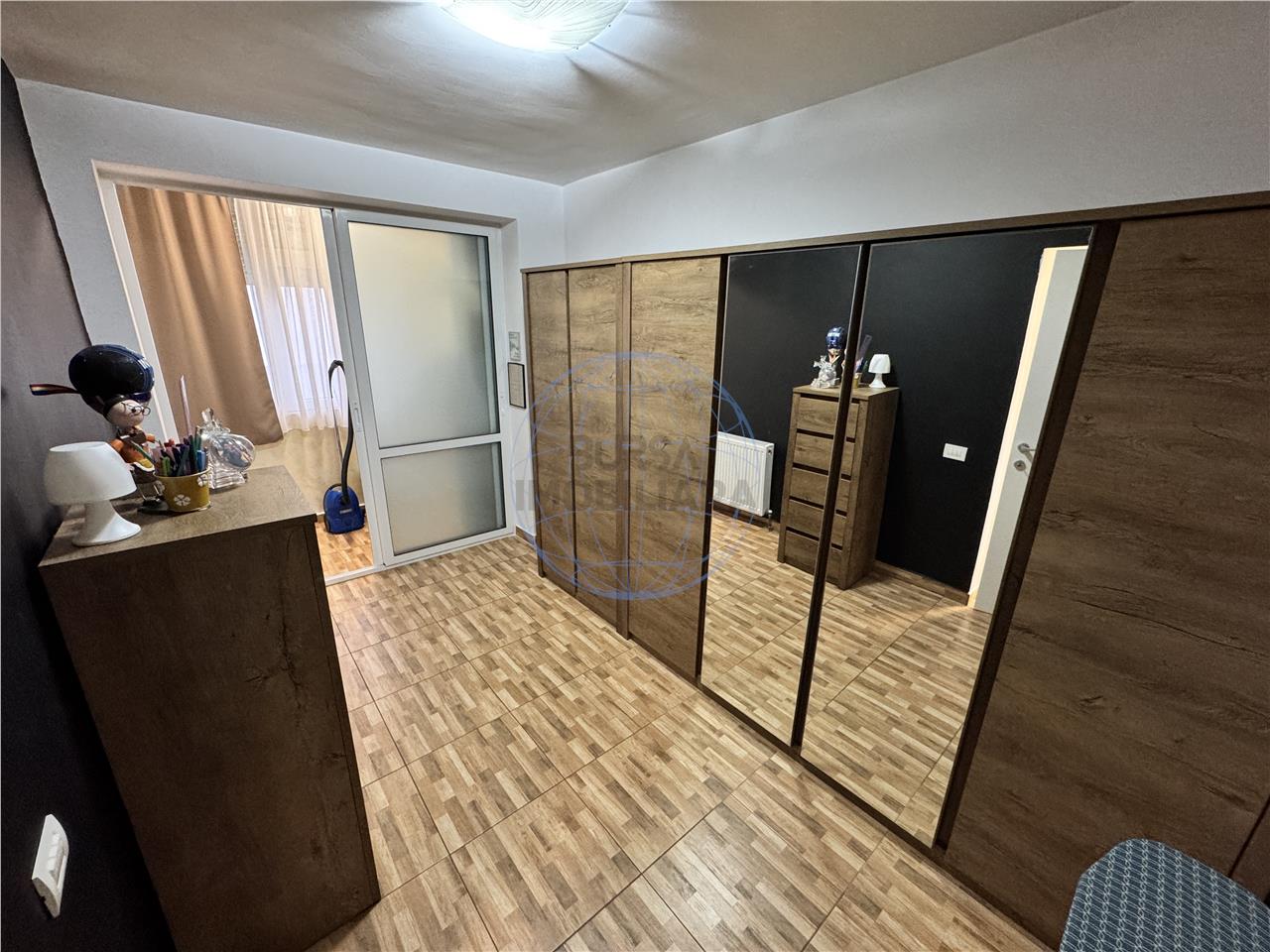 APARTAMENT 3 CAMERE, CARTIER SUD