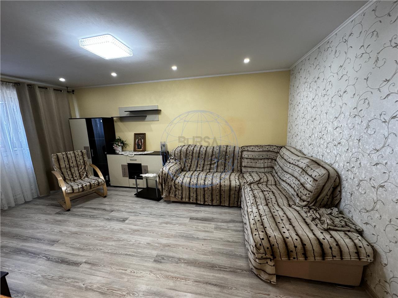 Apartament 3 camere BD. UNIRII