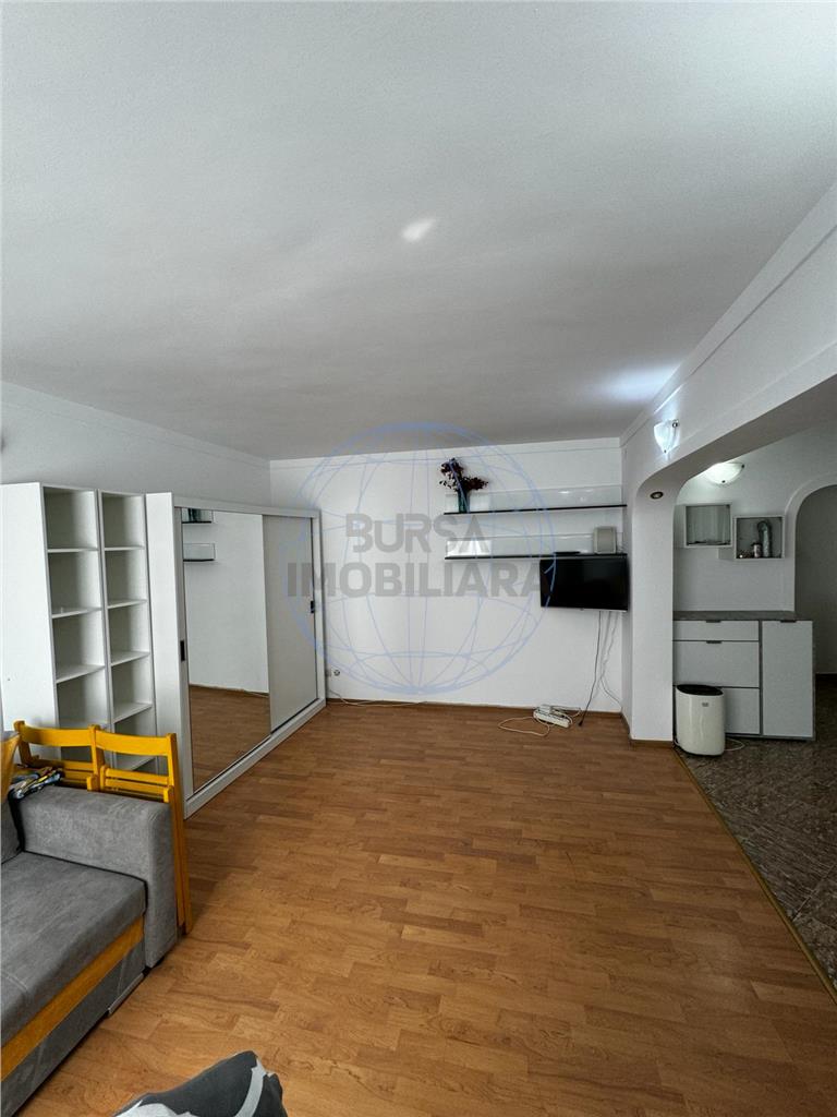 APARTAMENT 2 CAMERE, ZONA CENTRALA, ETAJ 1