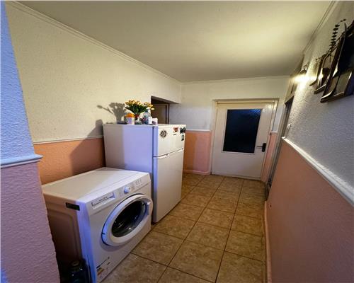 APARTAMENT 3 CAMERE, COMISIA CENTRALA, PARTER