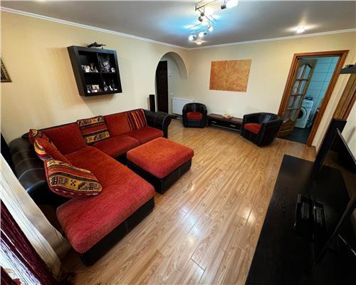 Apartament 2 camere, Piata  Moldovei