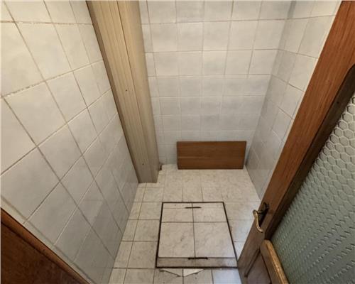 Apartament 4 camere central, Stefan cel Mare, de inchiria