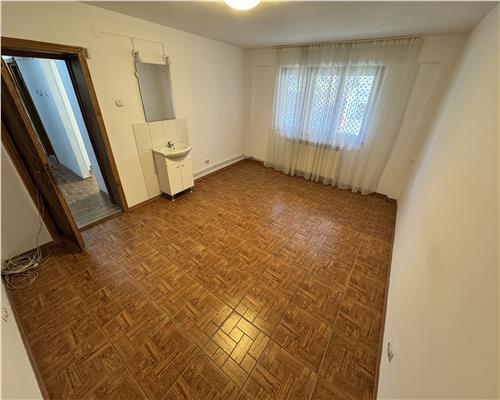 Apartament 4 camere central, Stefan cel Mare,