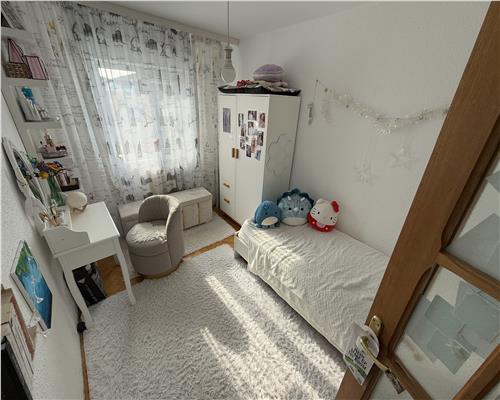 Apartament 3 camere, zona pompieri.