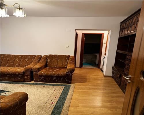 APARTAMENT  DE VANZARE 2 CAMERE ETAJ 1 SEMIDECOMANDAT, ZONA GARA!