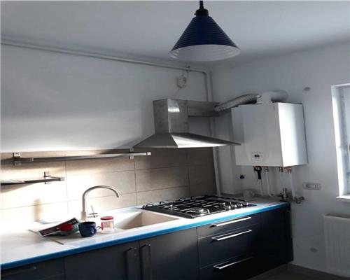 APARTAMENT 2 CAMERE BLOC NOU , ZONA PIATA MOLDOVEI