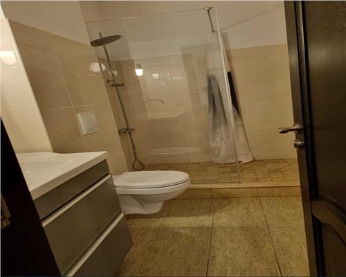 APARTAMENT 2 CAMERE BLOC NOU , ZONA PIATA MOLDOVEI