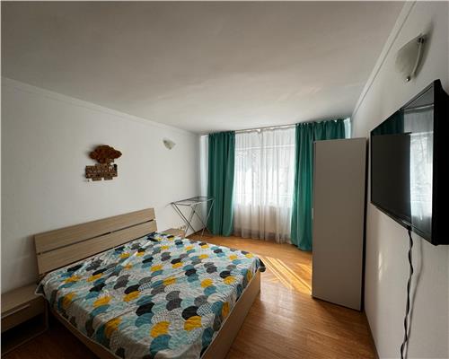 APARTAMENT 2 CAMERE, ZONA CENTRALA, ETAJ 1