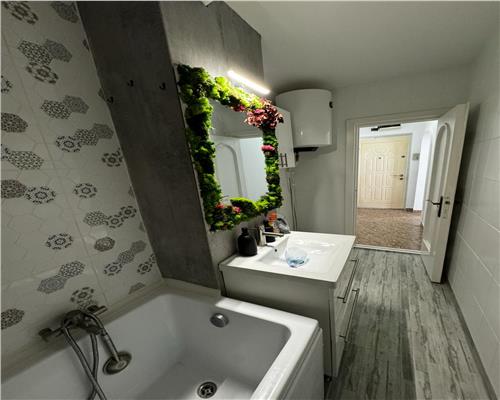 APARTAMENT 2 CAMERE, ZONA CENTRALA, ETAJ 1